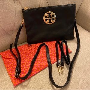 Tory Burch black leather shoulder/ crossbody bag